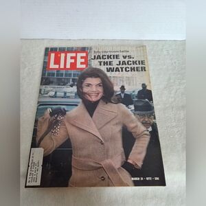 LIFE Magazine March 31 1973 Jackie Kennedy World Trade Center Construction